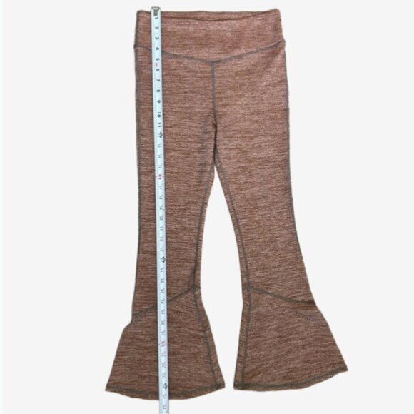 Free People Movement Good Karma Flare Crop Leggings Rare Copper Color Size M - Picture 8 of 12